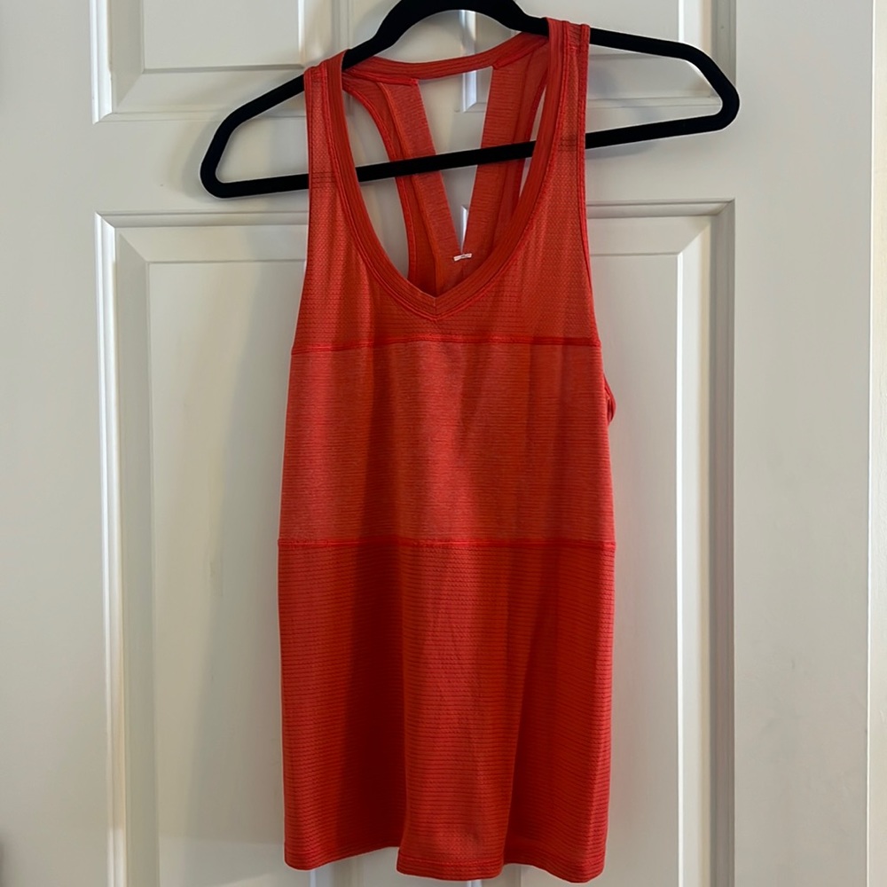 Lululemon Orange tank